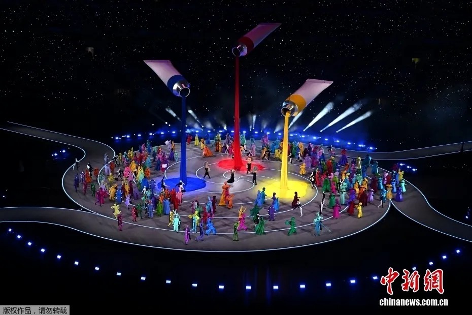 一觉醒来，米兰冬奥会开幕！中国红惊艳亮相，