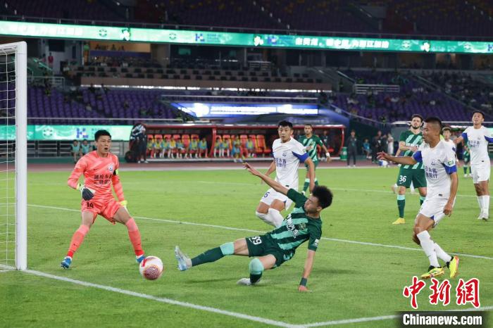 杭城主场中超：浙江队2-2战平沧州雄狮，莱昂纳