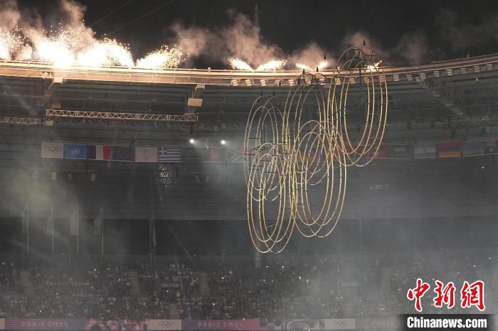 巴黎奥运闭幕式《记录》演出：奥运精神传承不