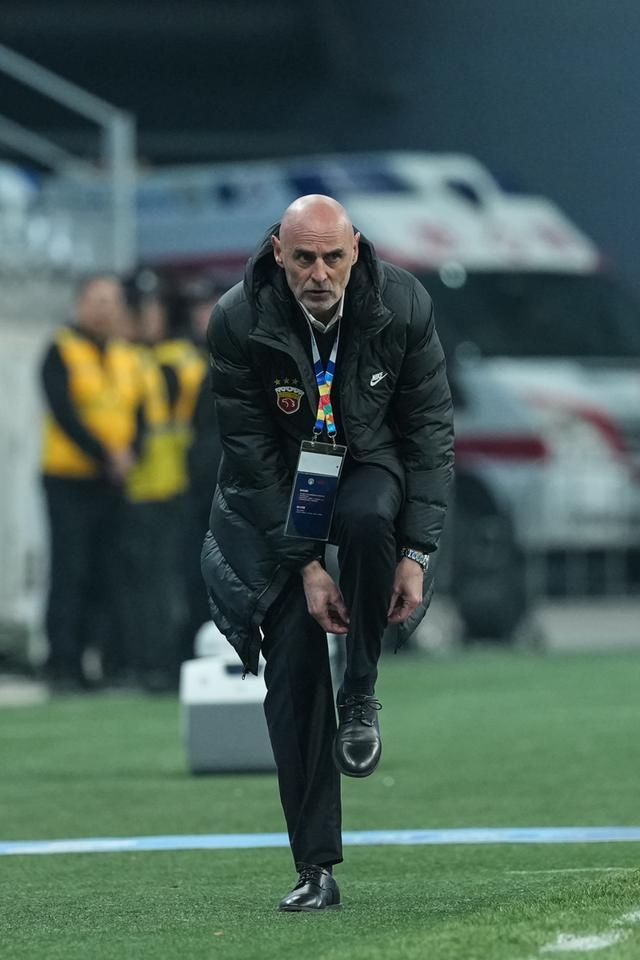 海港客场1-0不敌大连英博 外援结构性矛盾暴露中