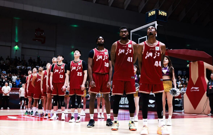 浙江男篮主场大胜北京男篮 球迷李某遭警方立案