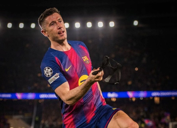 莱万欧冠淘汰赛破门超越本泽马跻身历史前三